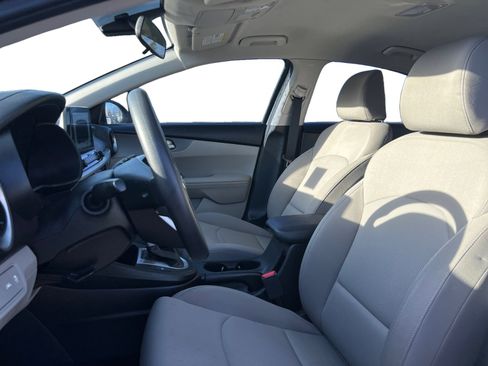 Used 2020 Kia Forte LXS image 7