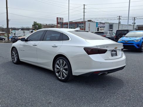 Used 2016 Chevrolet Malibu Premier w/ Driver Confidence Package II image 4