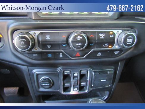 Used 2023 Jeep Wrangler Unlimited Sahara AWD/4WD image 52