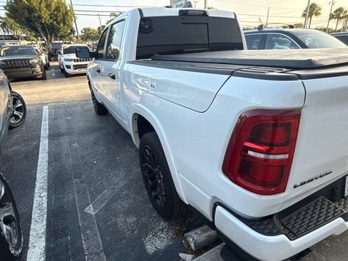 Used 2025 RAM 1500 Limited AWD/4WD image 11