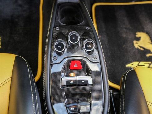 Used 2013 Ferrari 458 Spider RWD image 46