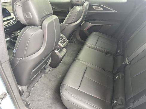 New 2026 Cadillac Lyriq V image 27