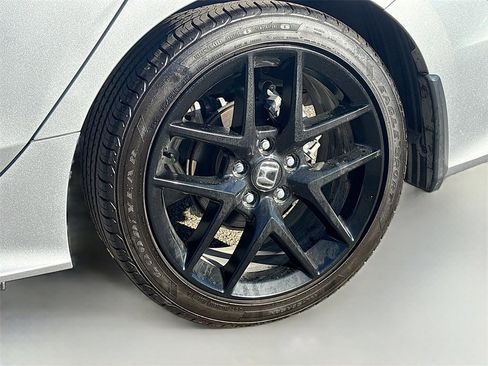 Used 2025 Honda Civic Sport image 28