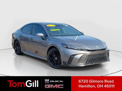 Used 2025 Toyota Camry SE w/ Multimedia Upgrade Package