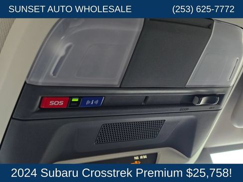 Used 2024 Subaru Crosstrek 2.0i Premium AWD/4WD image 38