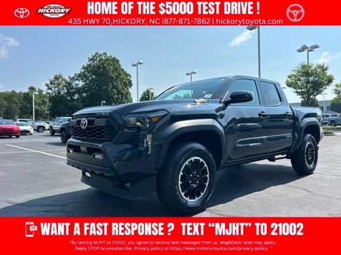 Used 2025 Toyota Tacoma TRD Off-Road AWD/4WD image 1