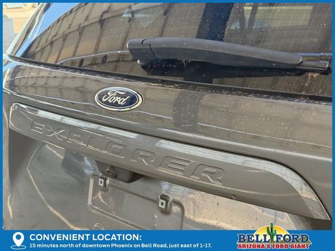 Used 2024 Ford Explorer XLT w/ Equipment Group 202A RWD image 7