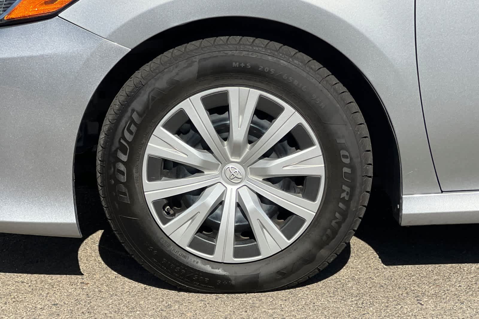 Certified 2022 Toyota Camry LE FWD image 13