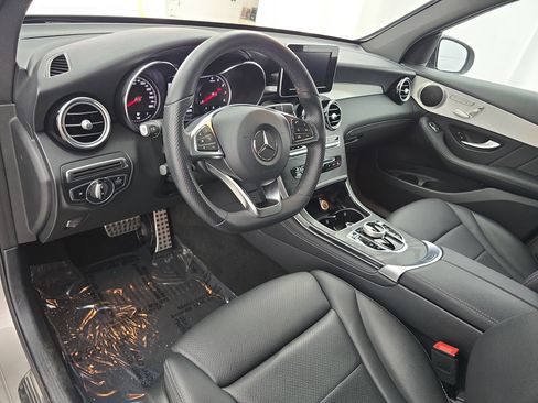 Certified 2019 Mercedes-Benz GLC 300 image 16