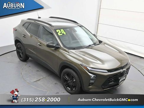 Used 2024 Chevrolet Trax ACTIV FWD image 25
