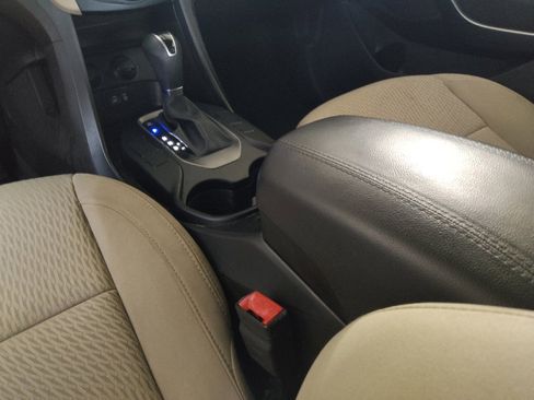 Used 2017 Hyundai Santa Fe Sport image 26