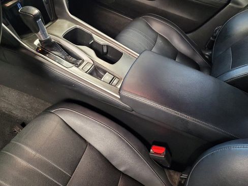 Used 2018 Honda Accord EX-L image 26