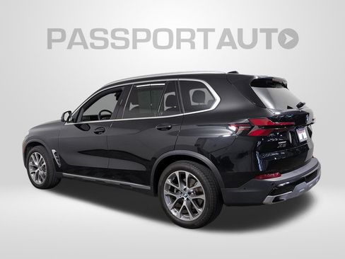 Used 2026 BMW X5 xDrive40i AWD/4WD image 3