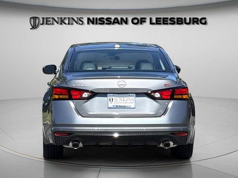 New 2025 Nissan Altima 2.5 SR w/ SR Premium Package image 7