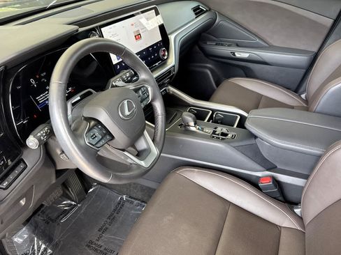 Certified 2025 Lexus TX 350 AWD image 11