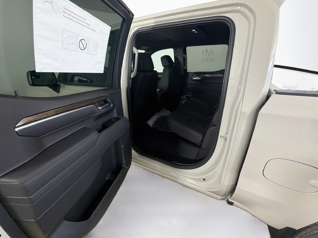 New 2026 Chevrolet Silverado 1500 RST w/ Convenience Package II AWD/4WD image 16