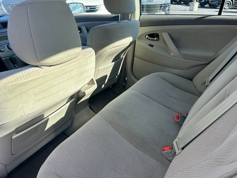 Used 2011 Toyota Camry LE image 26