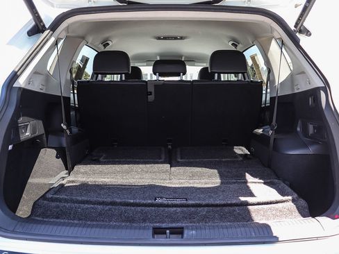 Certified 2022 Volkswagen Tiguan SE FWD image 26