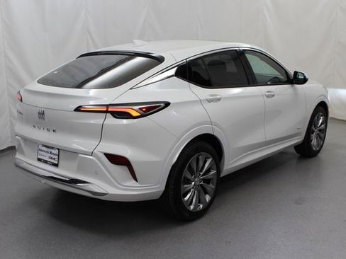 New 2026 Buick Envista Avenir FWD image 7