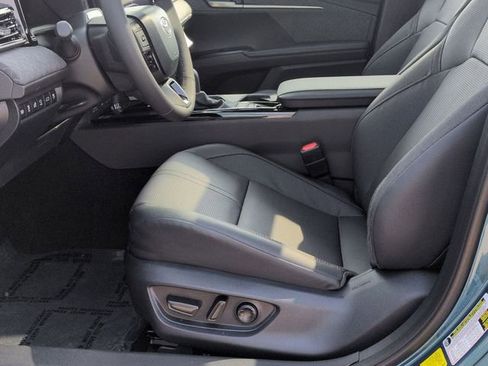 New 2026 Toyota Camry XLE image 12