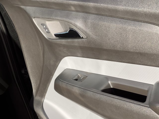 New 2027 Chevrolet Bolt RS w/ Technology Package FWD image 26