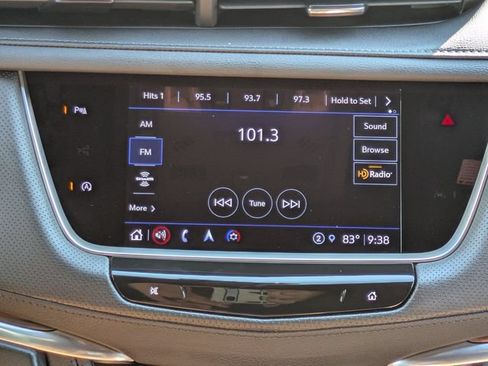 Used 2025 Cadillac XT5 Premium Luxury w/ LPO, Floor Liner Package FWD image 18