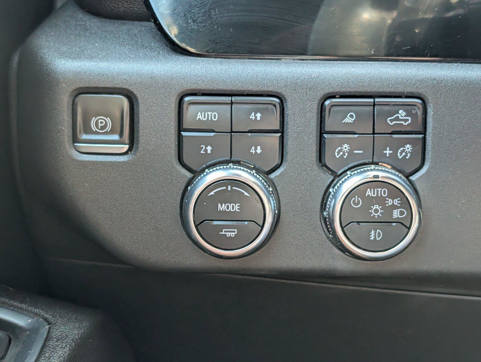 Used 2023 GMC Sierra 1500 SLT w/ SLT Premium Package AWD/4WD image 27