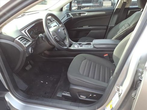 Certified 2020 Ford Fusion SE image 11