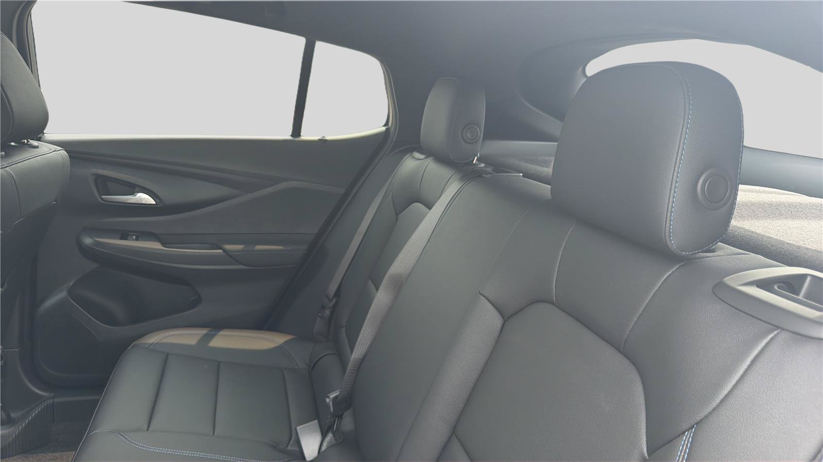 New 2026 Buick Envista Sport Touring w/ Convenience I Package FWD image 19
