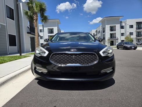 Used 2015 Kia K900 Premium w/ Interior Highline Package RWD image 2