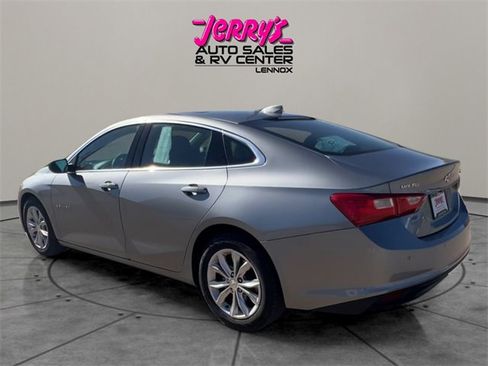 Used 2024 Chevrolet Malibu LT image 3