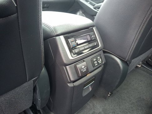 Certified 2025 Subaru Ascent Bronze Edition image 11