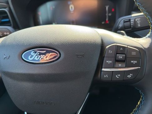 New 2026 Ford Maverick Lobo image 16