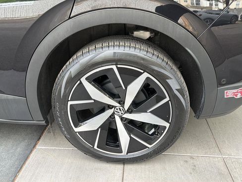 Certified 2023 Volkswagen ID.4 Pro S AWD/4WD image 12