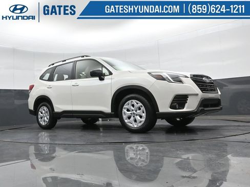 Used 2023 Subaru Forester image 42