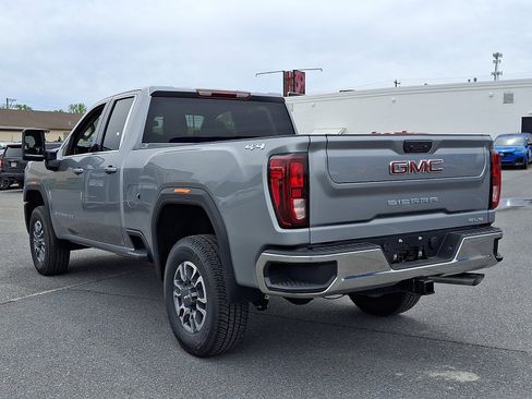 New 2026 GMC Sierra 2500 SLE w/ SLE Value Package; AWD/4WD image 3