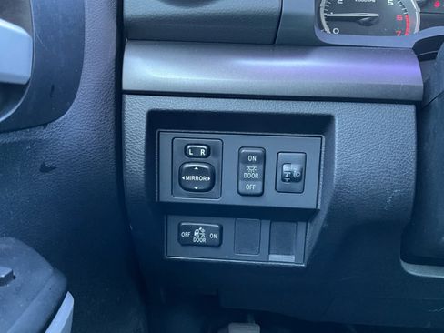 Used 2014 Toyota Tundra SR5 image 22