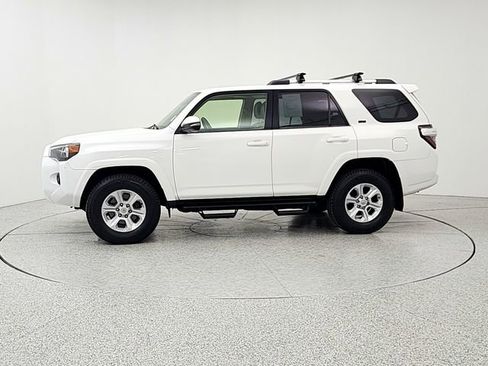 Used 2021 Toyota 4Runner SR5 Premium w/ Moonroof Package AWD/4WD image 8