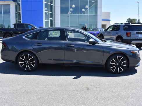 New 2026 Honda Accord Touring image 10