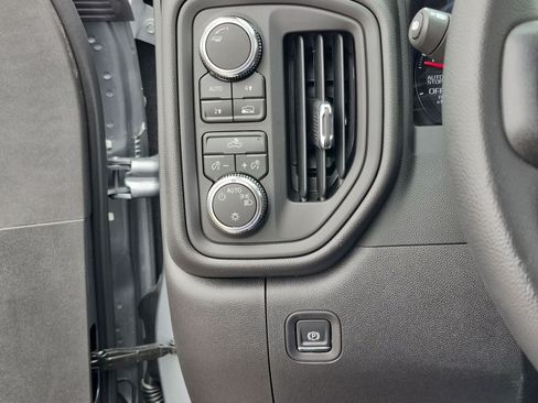 New 2026 GMC Sierra 1500 Pro w/ Pro Value Package AWD/4WD image 18