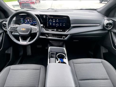 Used 2025 Chevrolet Equinox LT AWD/4WD image 21