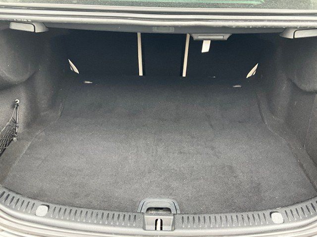 Used 2018 Mercedes-Benz E 300 4MATIC image 35