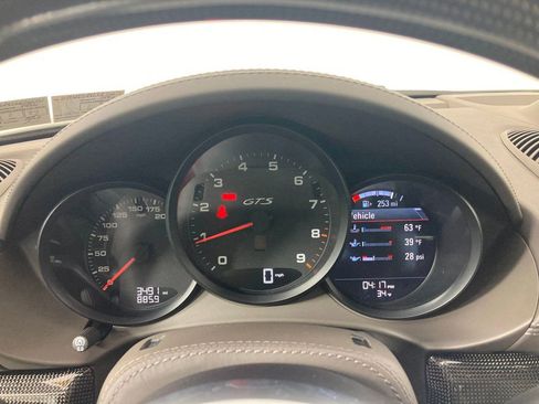 Certified 2025 Porsche 718 Cayman GT4 image 11