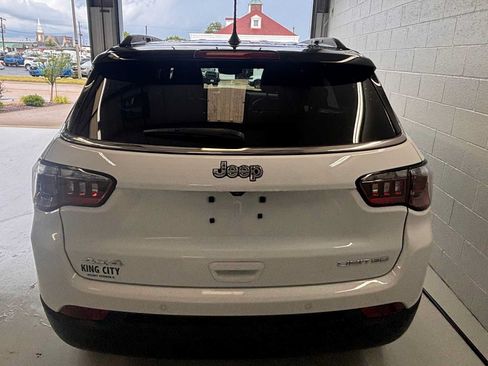 Certified 2024 Jeep Compass Limited w/ Mopar Graphics Package AWD/4WD image 28