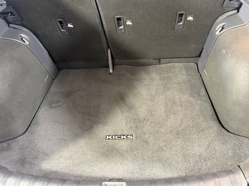 Used 2024 Nissan Kicks SV FWD image 36