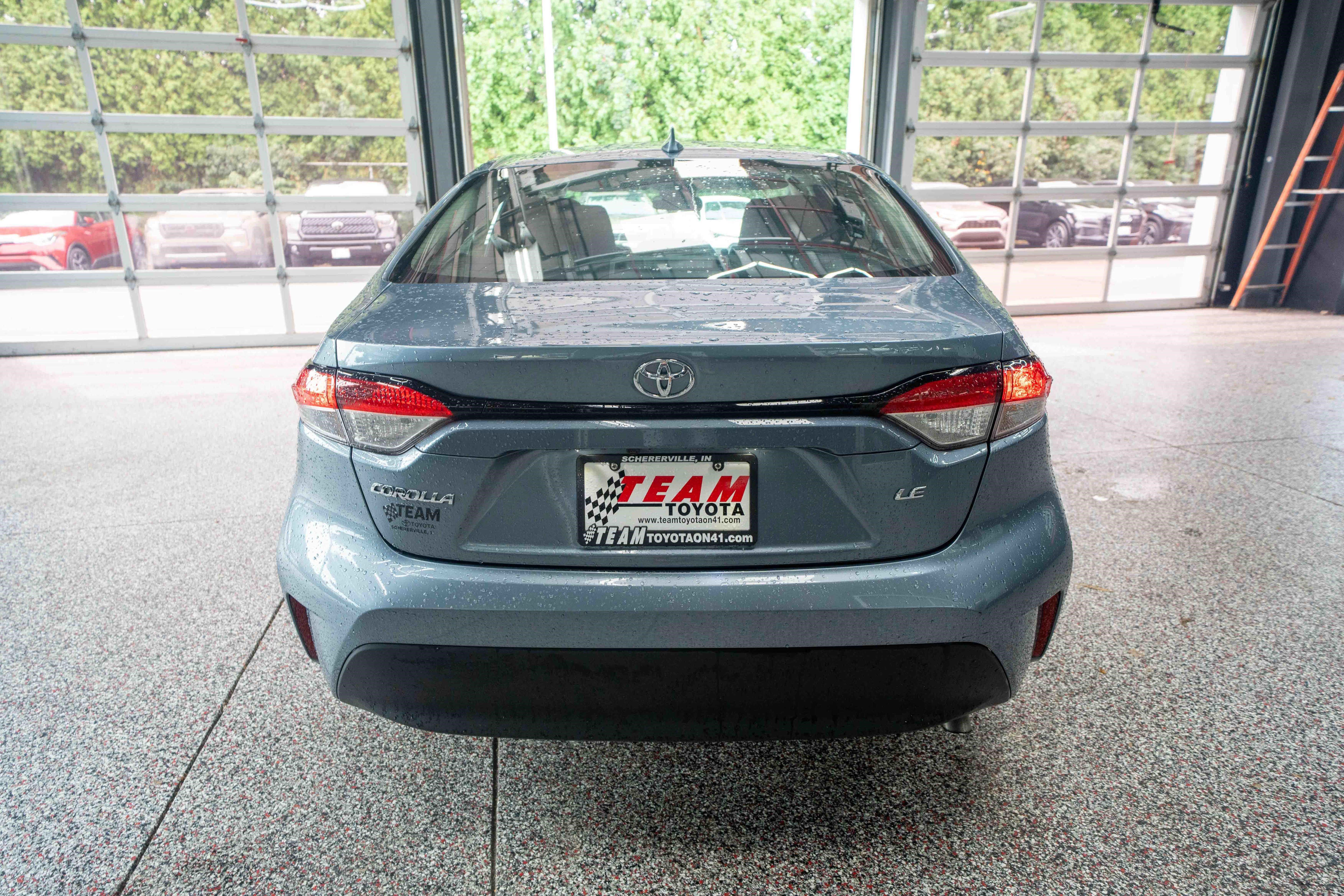 Used 2024 Toyota Corolla LE FWD image 3