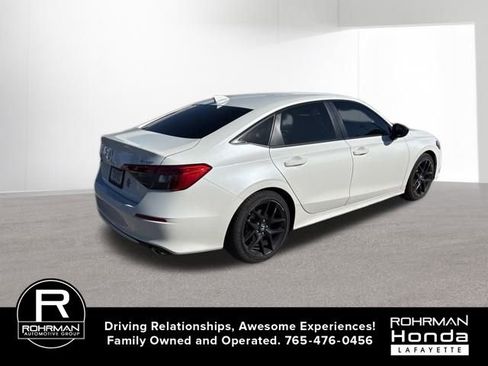 Used 2023 Honda Civic Sport image 6