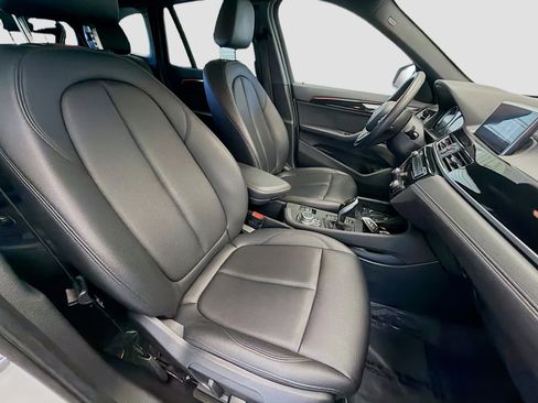 Used 2021 BMW X1 sDrive28i image 15