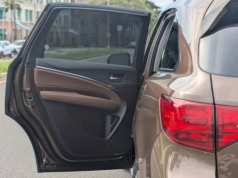 Used 2019 Acura MDX FWD image 11