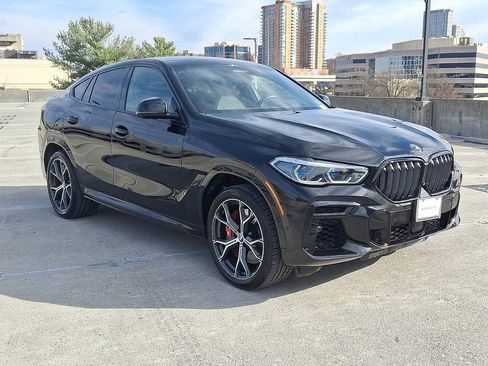 Used 2022 BMW X6 M50i w/ Executive Package image 7